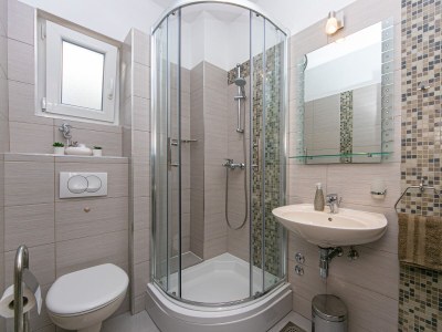 Apartment One bedroom apartment with terrace and sea view Brela, Makarska A-20221-a - Outdoor photo 15