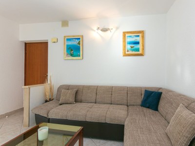 Apartment Two bedroom apartment with terrace and sea view Brela, Makarska A-20223-a - Outdoor photo 7