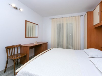 Apartment Two bedroom apartment with terrace and sea view Brela, Makarska A-20223-a - Outdoor photo 16