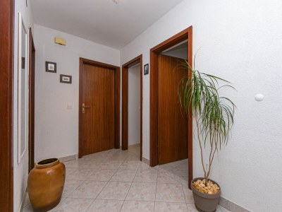 Apartment Two bedroom apartment with terrace and sea view Brela, Makarska A-20223-a - Outdoor photo 25