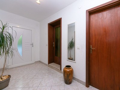 Apartment Two bedroom apartment with terrace and sea view Brela, Makarska A-20223-a - Outdoor photo 26