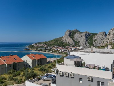 Apartment Two bedroom apartment with terrace and sea view Omiš A-20689-a in Omiš - Apartment