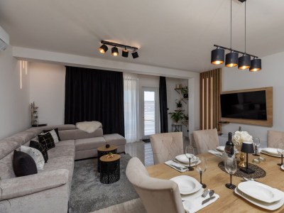 Apartment Two bedroom apartment with terrace and sea view Omiš A-20689-a - Outdoor photo 17