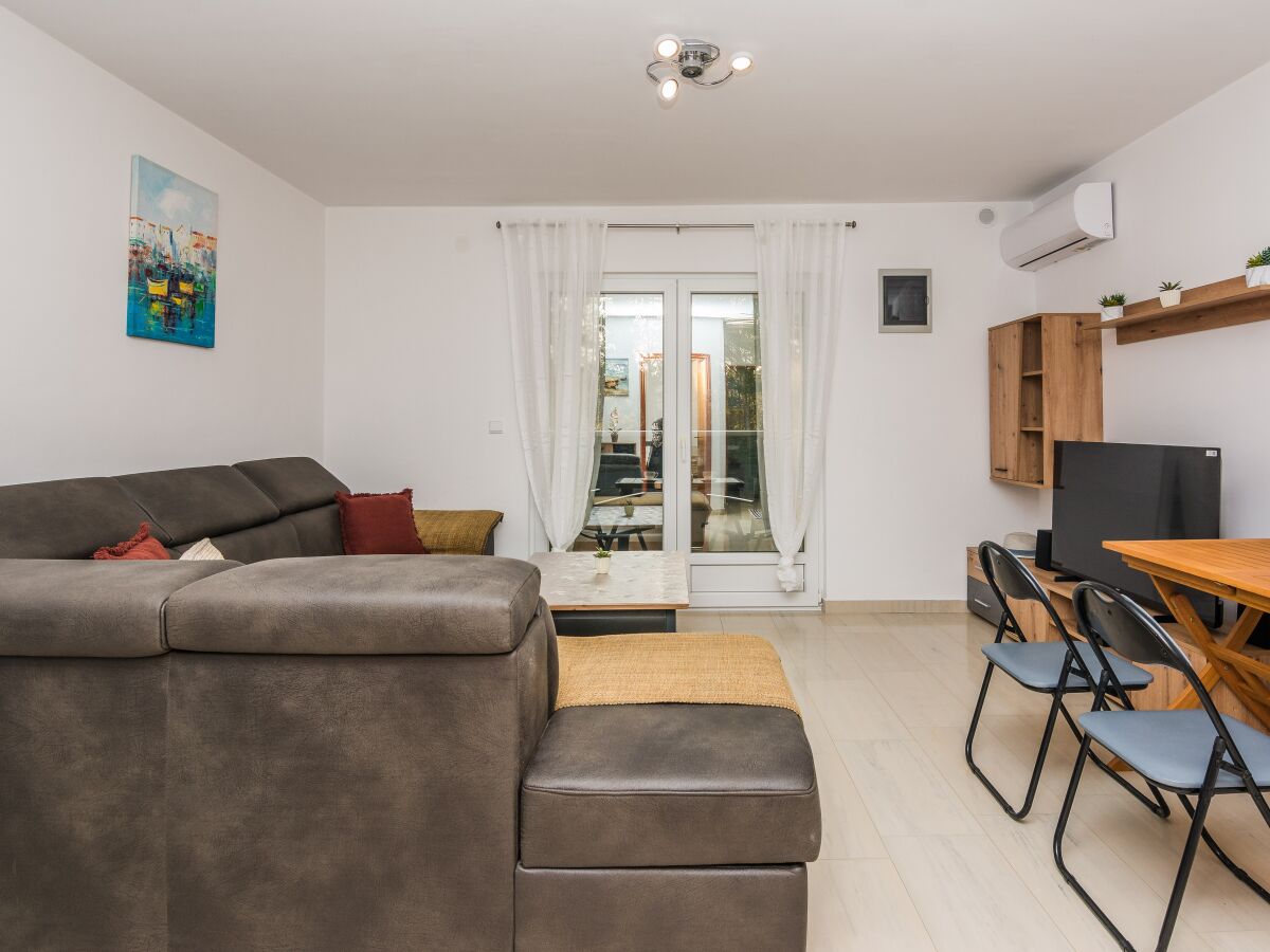 Apartment One bedroom apartment with terrace Vir A-20799-a - Outdoor photo 2