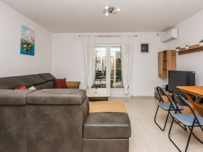 Apartment One bedroom apartment with terrace Vir A-20799-a - Outdoor photo 2