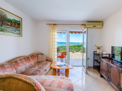 Apartment One bedroom apartment with balcony and sea view Dramalj, Crikvenica A-20803-a - Outdoor photo 3