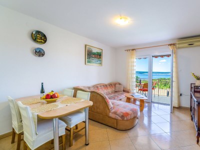 Apartment One bedroom apartment with balcony and sea view Dramalj, Crikvenica A-20803-a - Outdoor photo 5