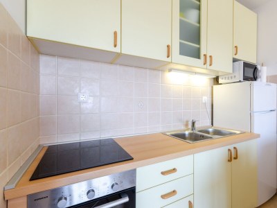 Apartment One bedroom apartment with balcony and sea view Dramalj, Crikvenica A-20803-a - Outdoor photo 7