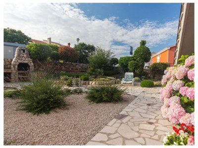 Apartment Four-bedroom apartment with air-conditioning Krk A-20361-a - Outdoor photo 3