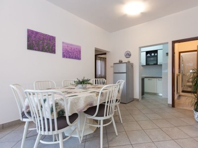 Apartment Four-bedroom apartment with air-conditioning Krk A-20361-a - Outdoor photo 12