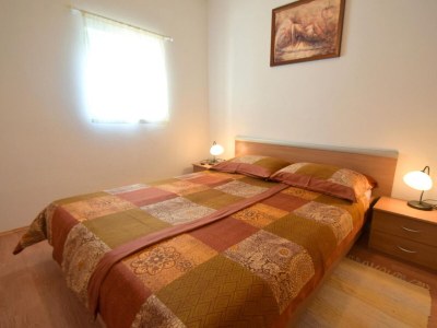 Apartment Two bedroom apartment with terrace Malinska, Krk A-20366-a - Outdoor photo 7