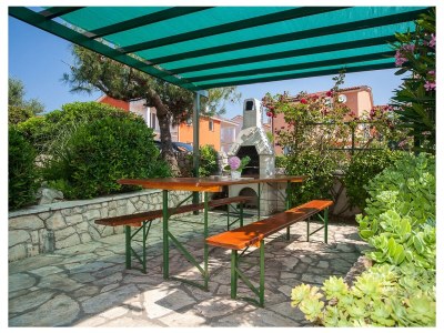 Apartment Four-bedroom apartment with terrace Krk A-20368-a - Outdoor photo 4