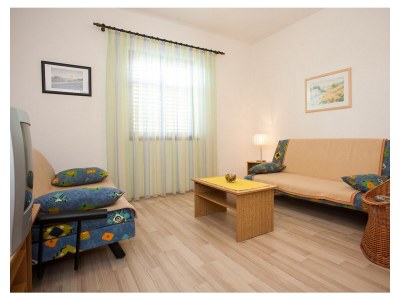 Apartment Four-bedroom apartment with terrace Krk A-20368-a - Outdoor photo 11