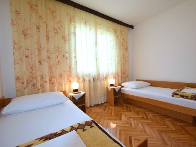 Apartment Two bedroom apartment with terrace Malinska, Krk A-20375-a - Outdoor photo 10