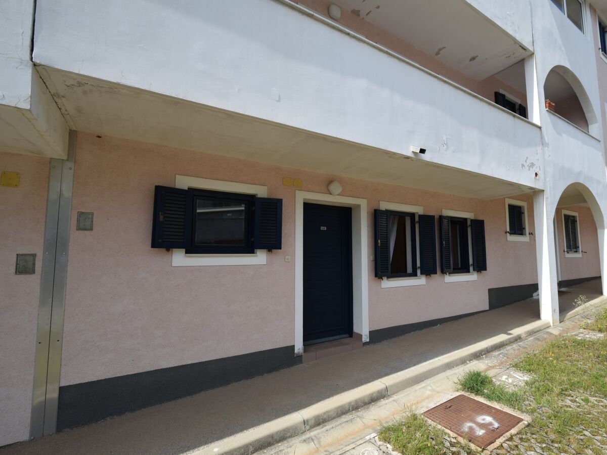 Apartment One bedroom apartment with terrace Malinska, Krk A-20376-a