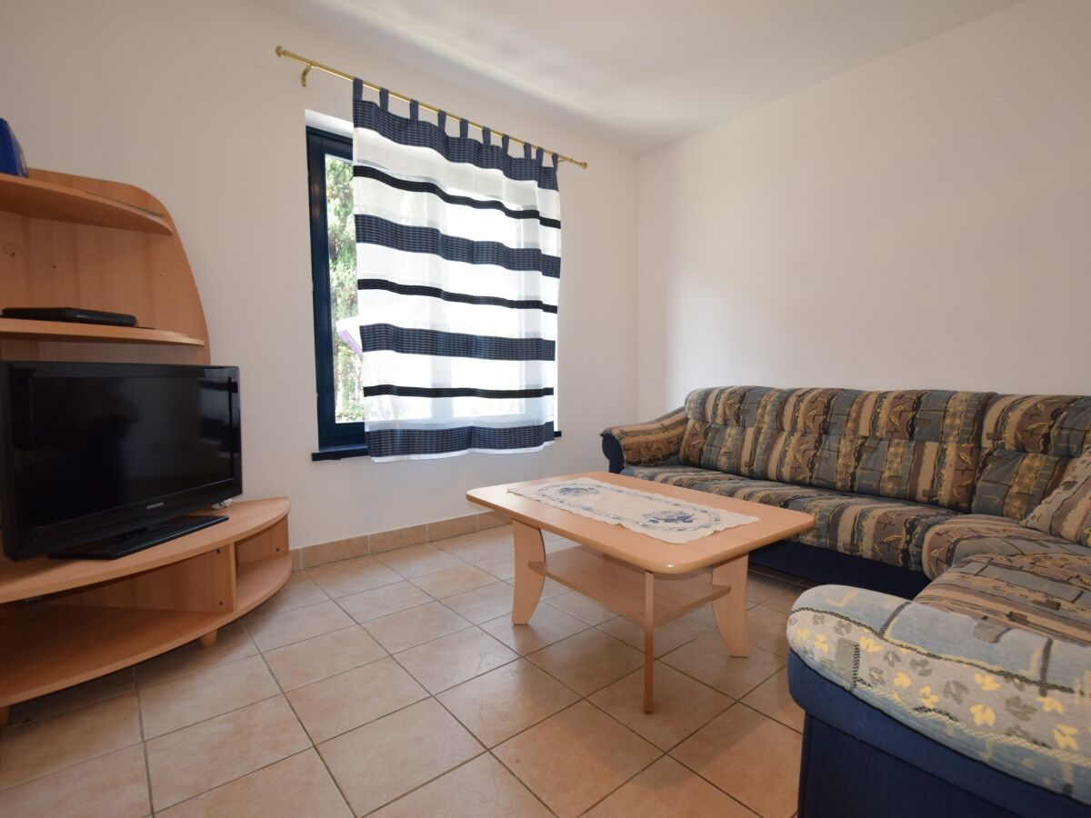 Apartment One bedroom apartment with terrace Malinska, Krk A-20376-a - Outdoor photo 2