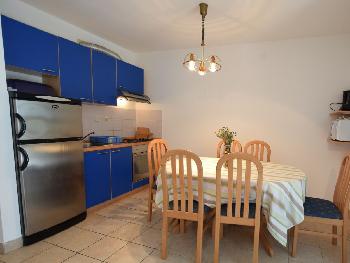 Apartment One bedroom apartment with terrace Malinska, Krk A-20376-a - Outdoor photo 4