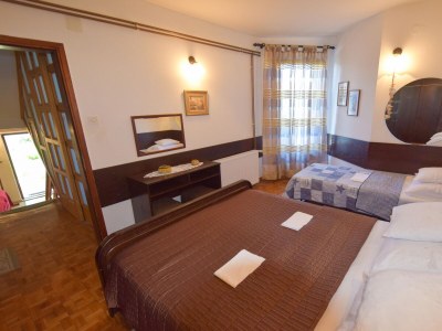 Apartment Two bedroom apartment with terrace Malinska, Krk A-20380-a - Outdoor photo 11