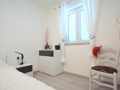 Apartment Two bedroom apartment with terrace Malinska, Krk A-20382-a - Outdoor photo 11