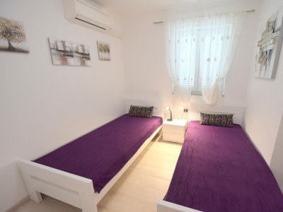 Apartment Two bedroom apartment with terrace Malinska, Krk A-20382-a - Outdoor photo 12