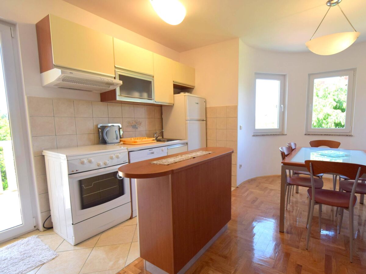 Apartment Two bedroom apartment with balcony Malinska, Krk A-20410-a - Outdoor photo 4