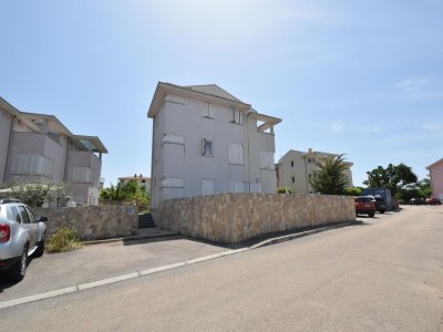 Apartment Three bedroom apartment with terrace and sea view Malinska, Krk A-20425-a - Outdoor photo 2