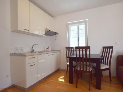 Apartment Three bedroom apartment with terrace and sea view Malinska, Krk A-20425-a - Outdoor photo 8