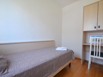 Apartment Three bedroom apartment with terrace and sea view Malinska, Krk A-20425-a - Outdoor photo 19