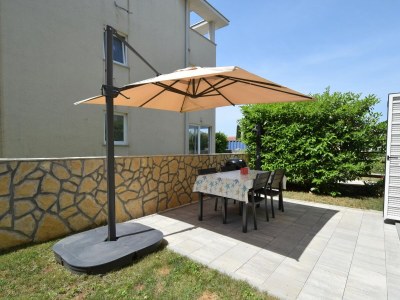 Apartment Three bedroom apartment with terrace and sea view Malinska, Krk A-20425-a - Outdoor photo 25