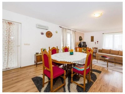 Apartment Three bedroom apartment with terrace Lovinac, Velebit A-21748-a - Outdoor photo 6