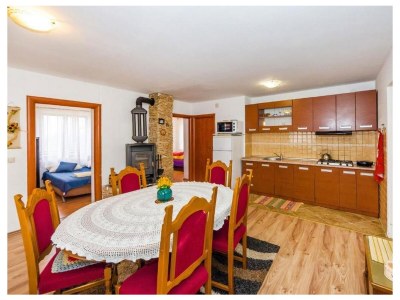 Apartment Three bedroom apartment with terrace Lovinac, Velebit A-21748-a - Outdoor photo 7