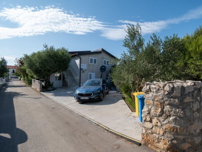 Apartment Two bedroom apartment with terrace Vir A-22554-a - Outdoor photo 3