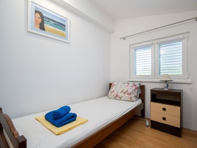 Apartment Two bedroom apartment with terrace Vir A-22554-a - Outdoor photo 21