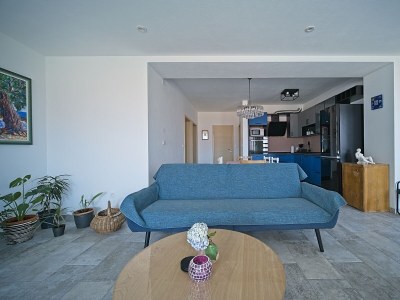 Apartment Two bedroom apartment with terrace and sea view Postira, Brač A-22030-a in Postira - Apartment