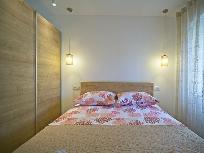 Apartment Two bedroom apartment with terrace and sea view Postira, Brač A-22030-a - Outdoor photo 14