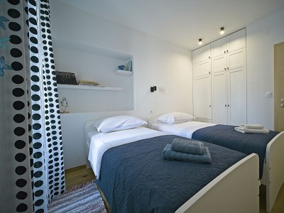 Apartment Two bedroom apartment with terrace and sea view Postira, Brač A-22030-a - Outdoor photo 19