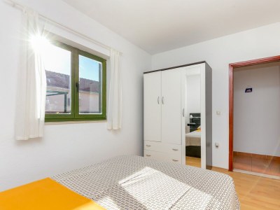 Apartment Comfortable and spacious apartment with terrace and sea view Kaštel Novi, Kaštela A-22569-a - Outdoor photo 39