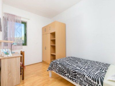 Apartment Comfortable and spacious apartment with terrace and sea view Kaštel Novi, Kaštela A-22569-a - Outdoor photo 46