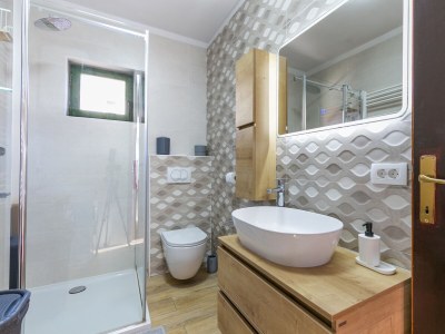 Apartment Comfortable and spacious apartment with terrace and sea view Kaštel Novi, Kaštela A-22569-a - Outdoor photo 51