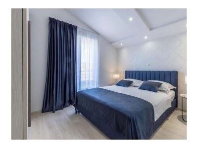 Apartment Two bedroom apartment with balcony and sea view Kaštel Lukšić, Kaštela A-22141-b - Outdoor photo 13