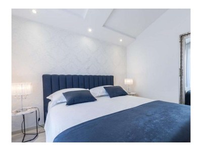 Apartment Two bedroom apartment with balcony and sea view Kaštel Lukšić, Kaštela A-22141-b - Outdoor photo 14