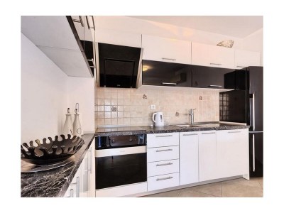 Apartment Three bedroom apartment with terrace and sea view Okrug Gornji, Čiovo A-22587-a - Outdoor photo 8