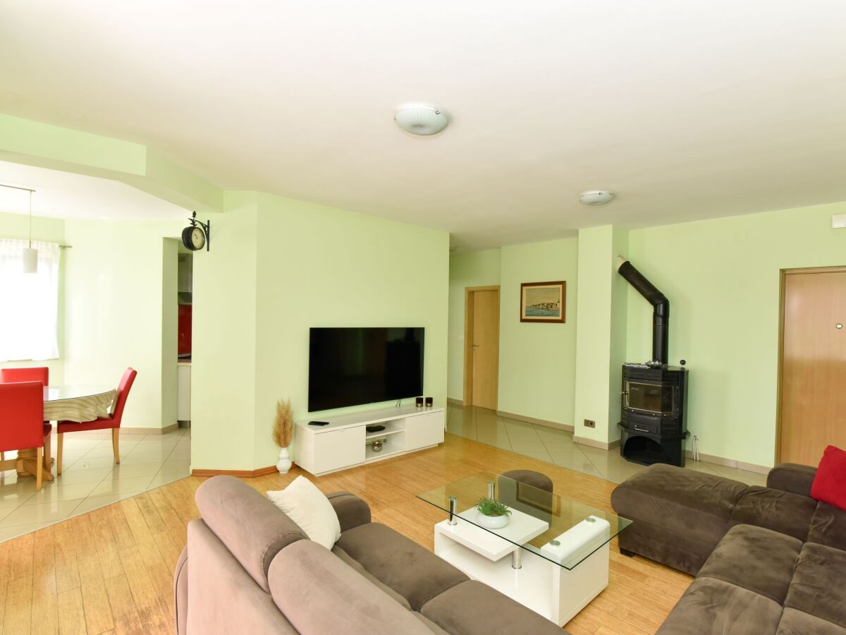 Apartment Three bedroom apartment with terrace Bibinje, Zadar A-22677-a - Outdoor photo 5