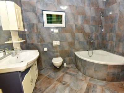 Apartment Three bedroom apartment with terrace Bibinje, Zadar A-22677-a - Outdoor photo 16