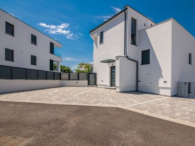 Apartment Two bedroom apartment with terrace Njivice, Krk A-22806-a - Outdoor photo 6