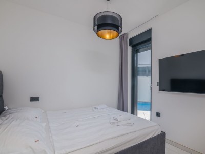 Apartment Two bedroom apartment with terrace Njivice, Krk A-22806-a - Outdoor photo 16