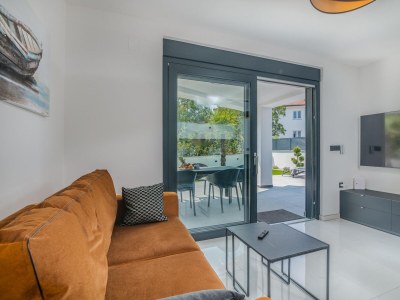 Apartment Two bedroom apartment with terrace Njivice, Krk A-21811-a - Outdoor photo 6