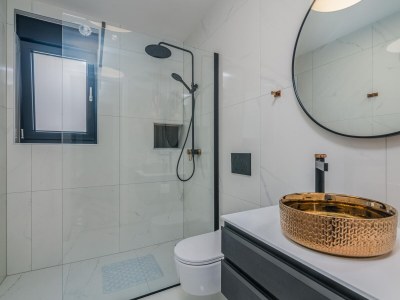 Apartment Two bedroom apartment with terrace Njivice, Krk A-21811-a - Outdoor photo 16