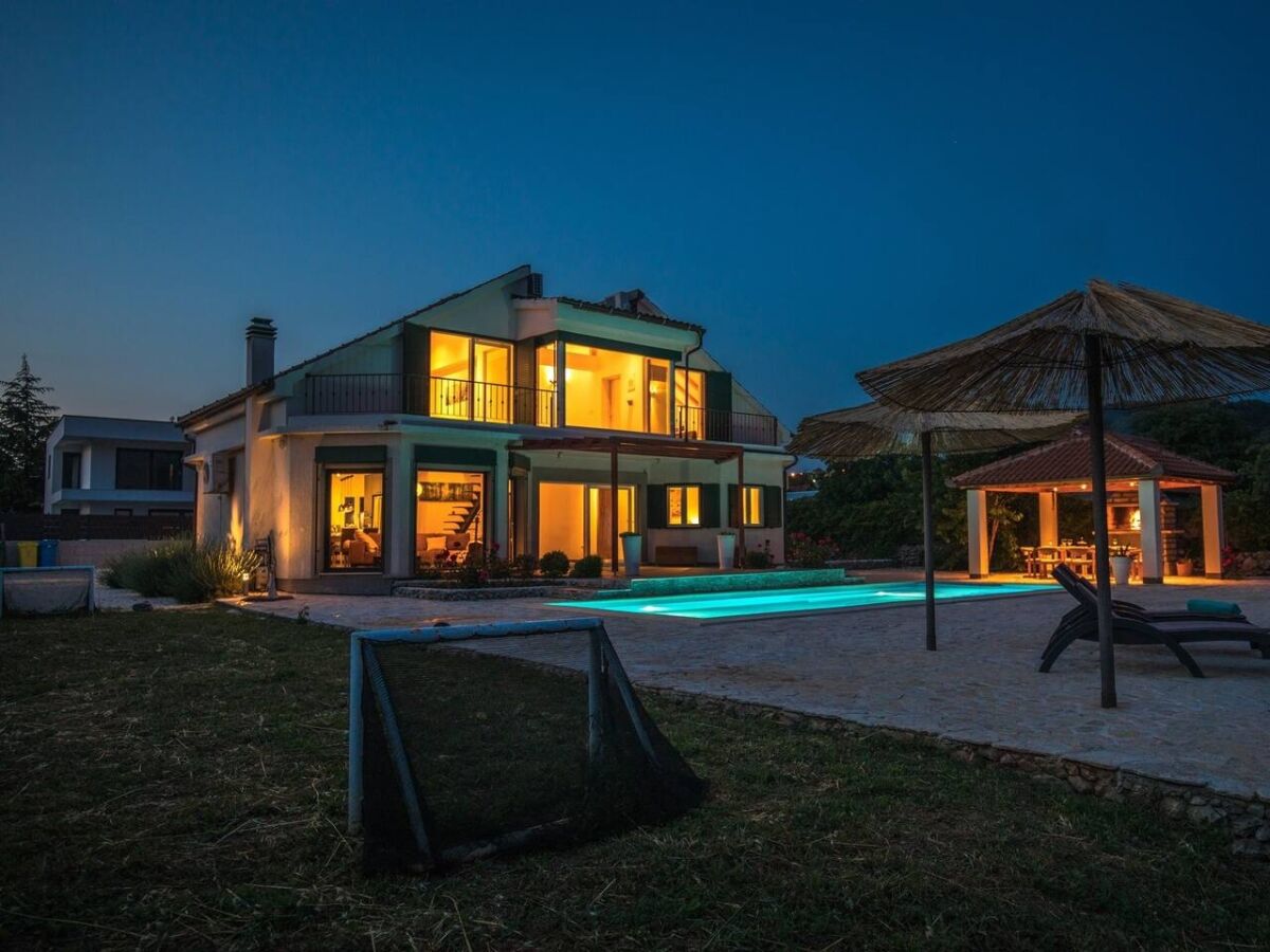 Villa Four-bedroom house with terrace Vrpolje, Šibenik K-21843 - Outdoor photo 2