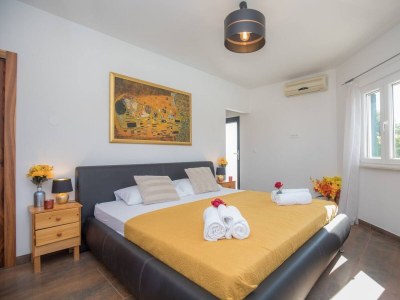 Villa Four-bedroom house with terrace Vrpolje, Šibenik K-21843 - Outdoor photo 29